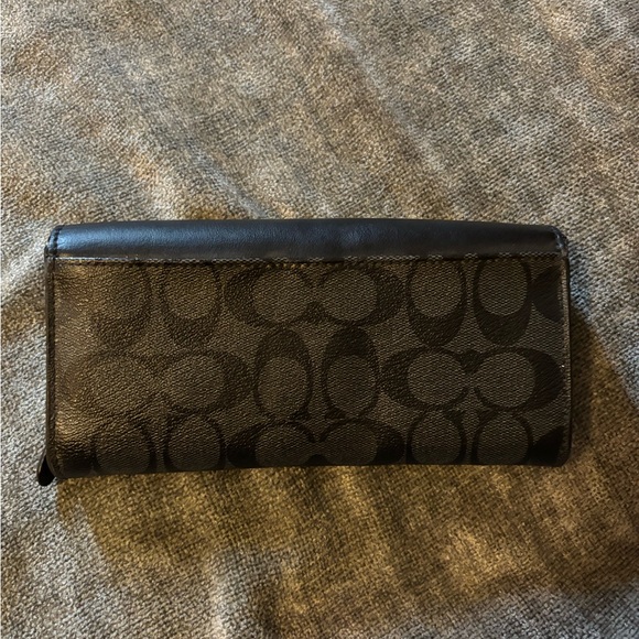 Coach wallet - Picture 2 of 4